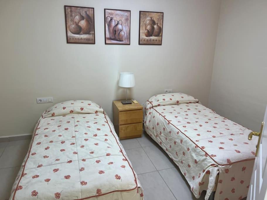 33 Pleasures Del Duque Apartment أذيخي المظهر الخارجي الصورة