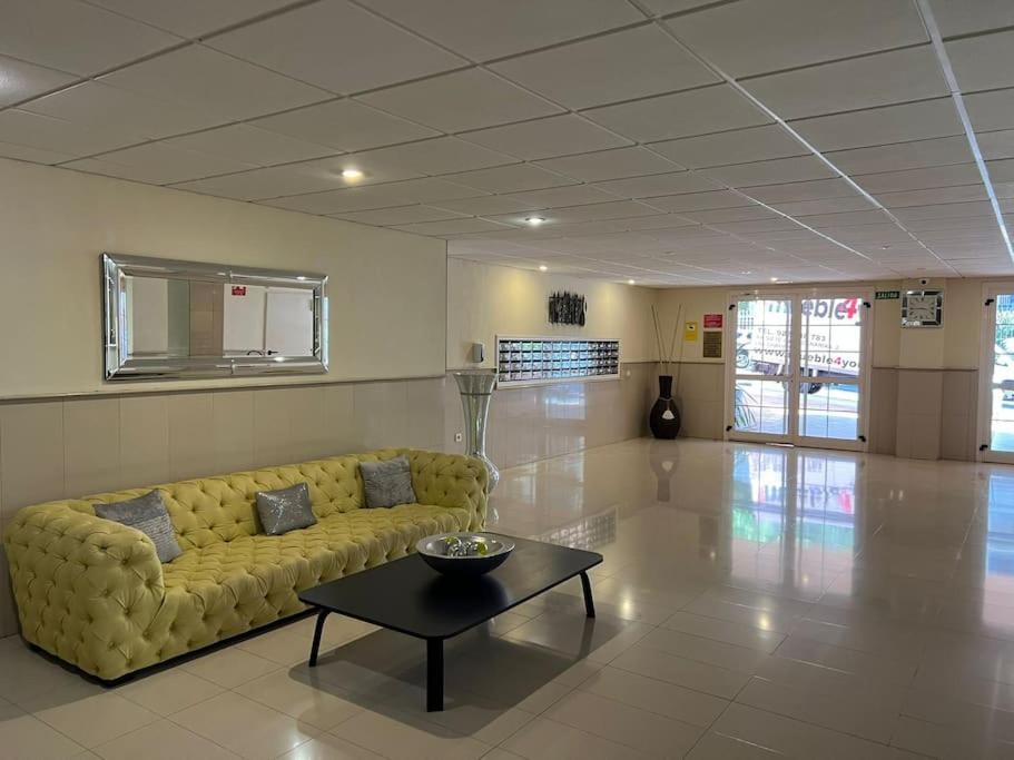 33 Pleasures Del Duque Apartment أذيخي المظهر الخارجي الصورة