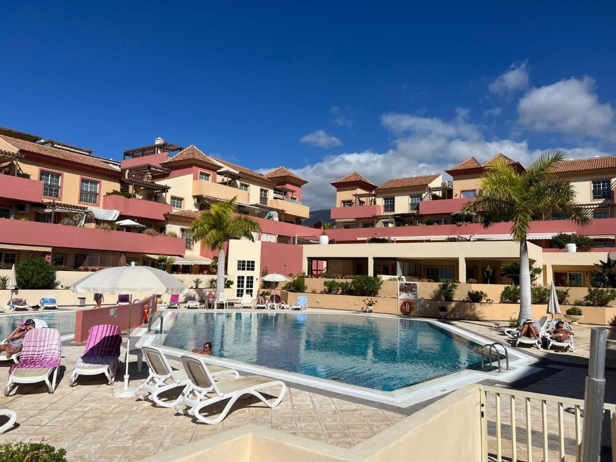 33 Pleasures Del Duque Apartment أذيخي المظهر الخارجي الصورة