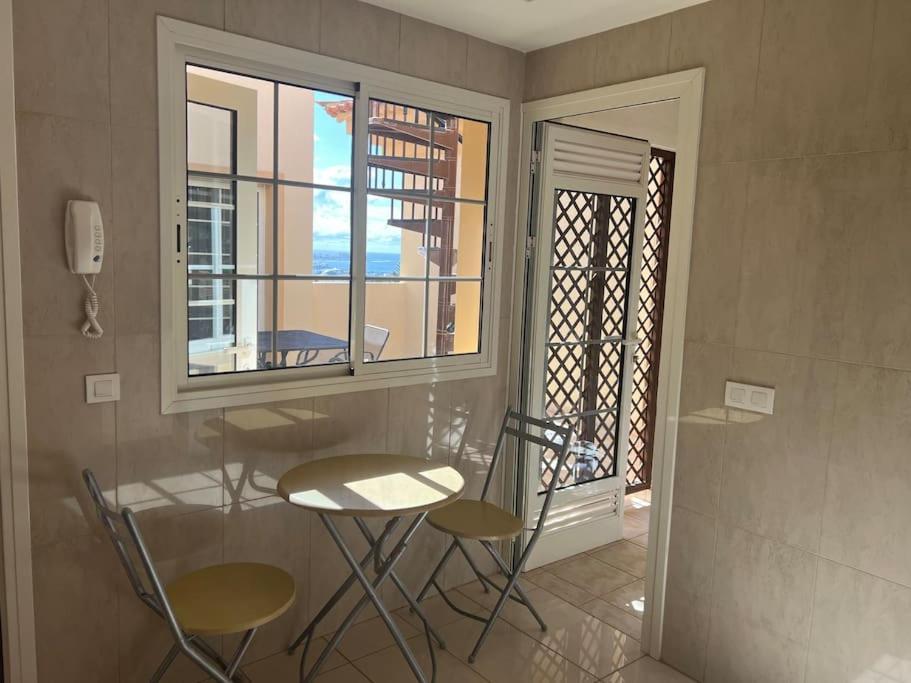 33 Pleasures Del Duque Apartment أذيخي المظهر الخارجي الصورة