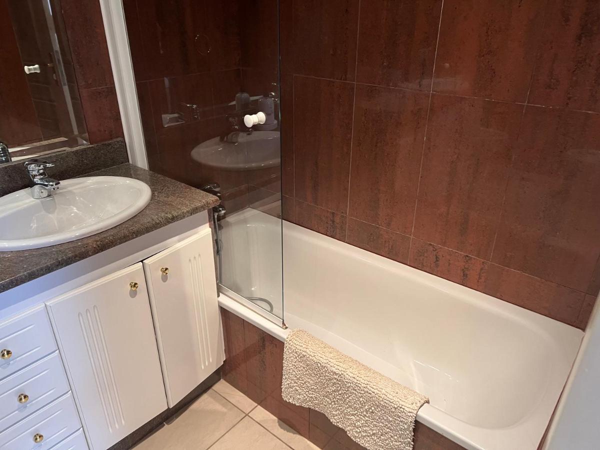 33 Pleasures Del Duque Apartment أذيخي المظهر الخارجي الصورة