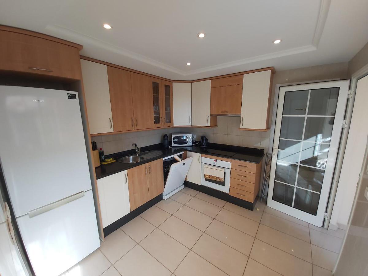 33 Pleasures Del Duque Apartment أذيخي المظهر الخارجي الصورة