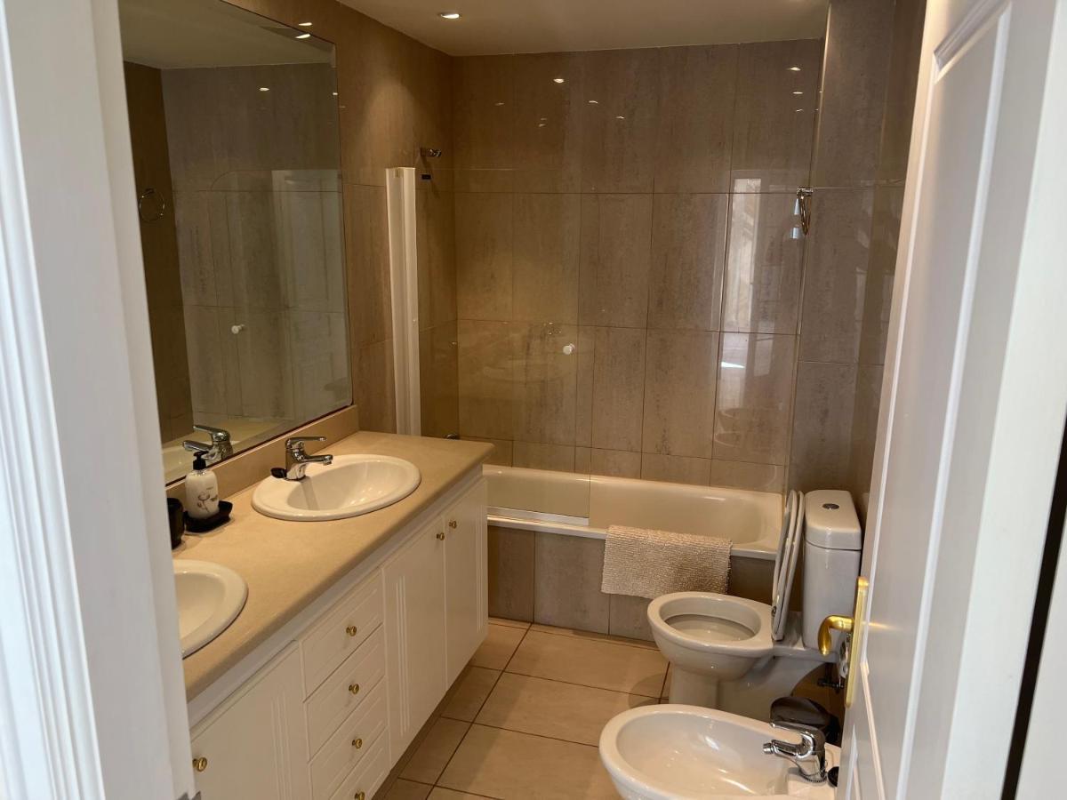 33 Pleasures Del Duque Apartment أذيخي المظهر الخارجي الصورة